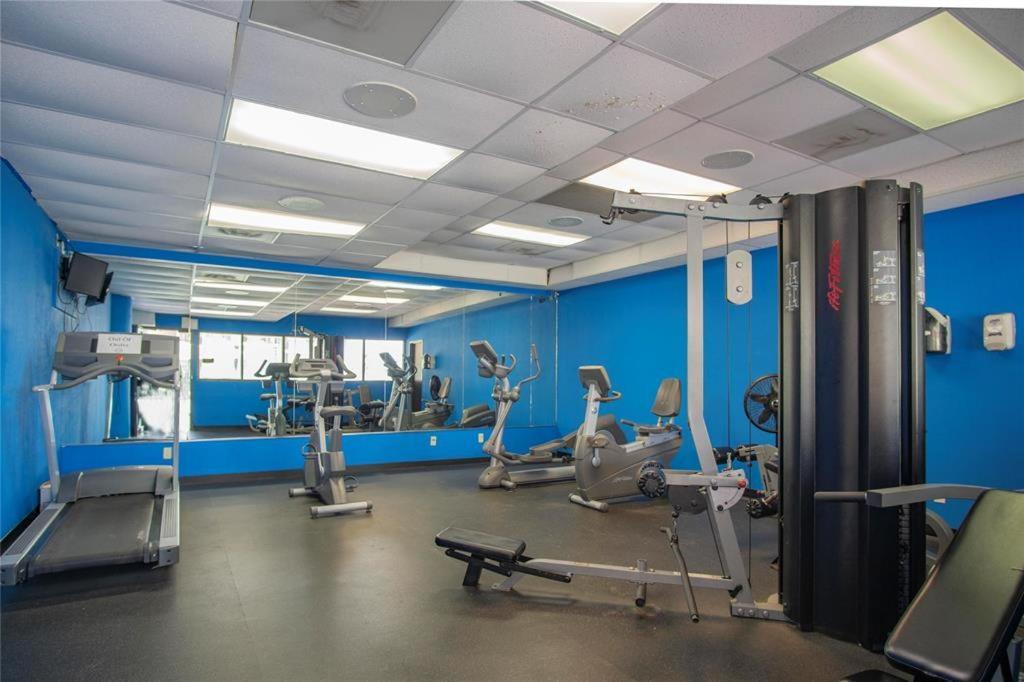 Escape - Floor Ocean Views - Heated Pool - Seawall Blvd