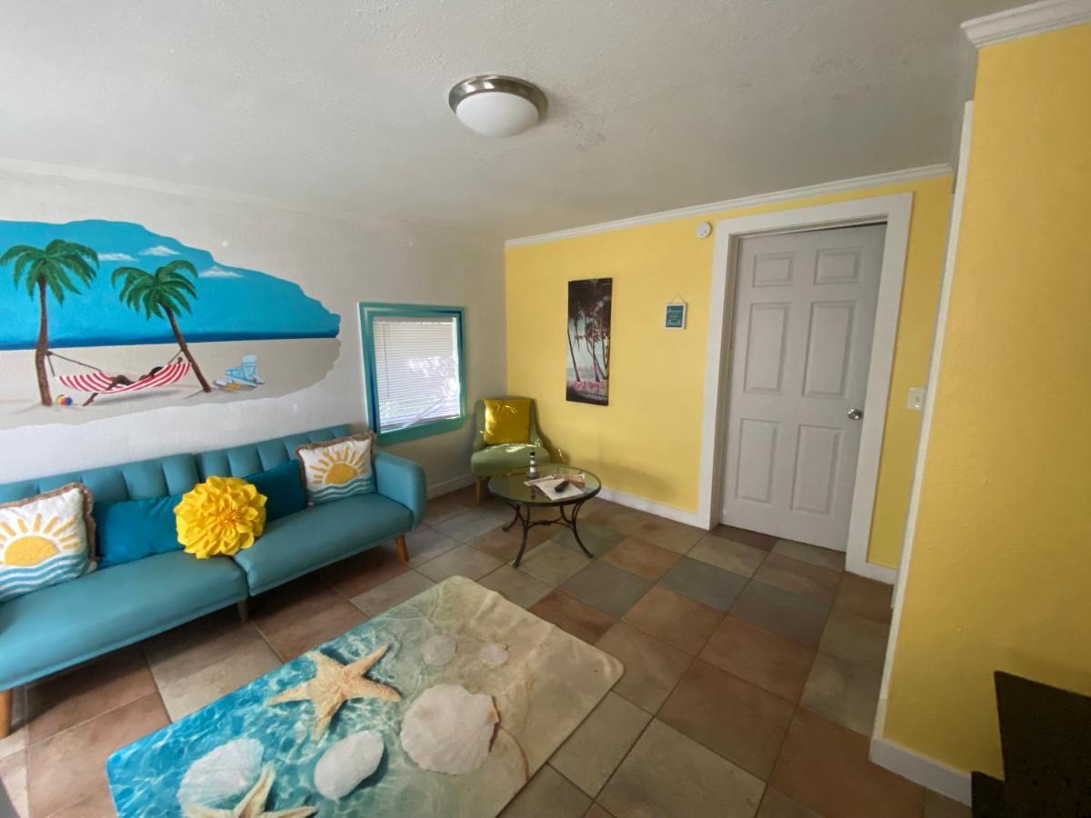 Sunny Shores 2 * Galveston