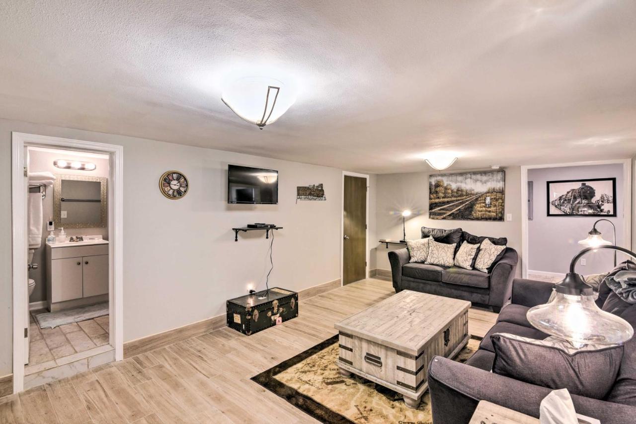 Walkable With Hot Tub Access Galveston