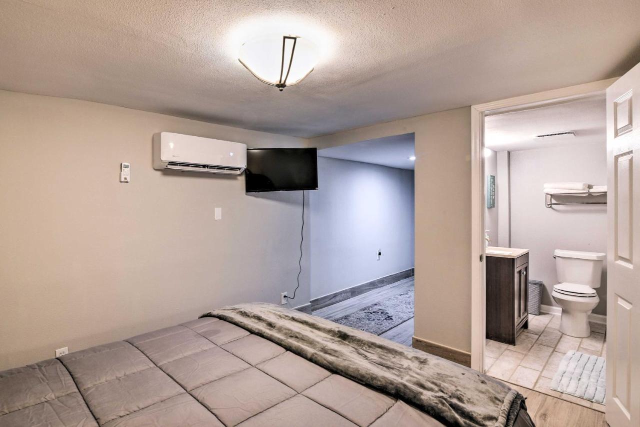 Walkable With Hot Tub Access Apartment *