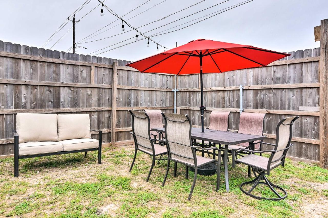 Walkable With Hot Tub Access Apartment *