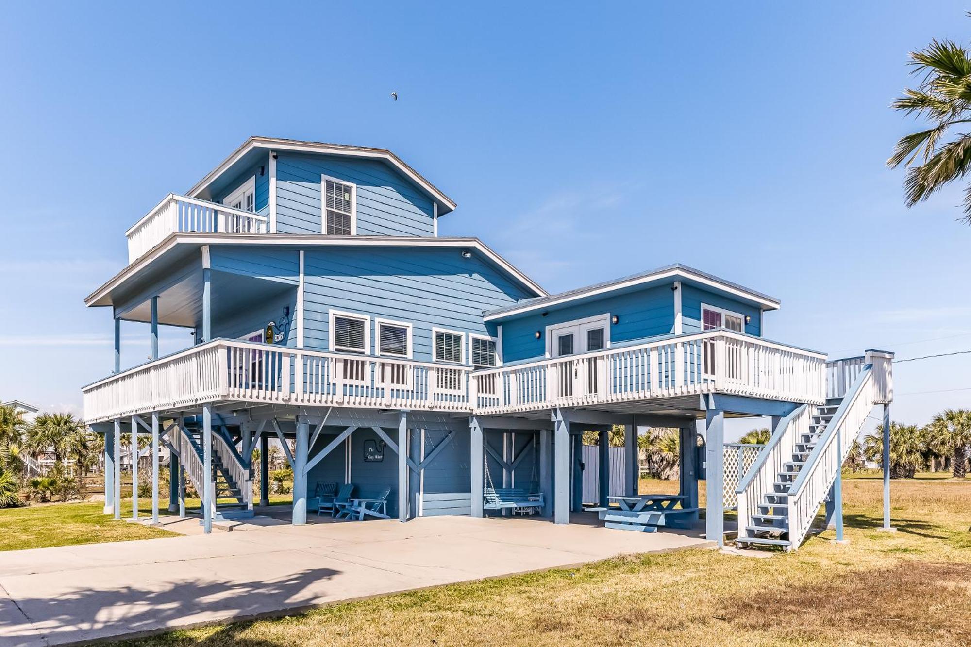 Holiday home Blue Whale House *