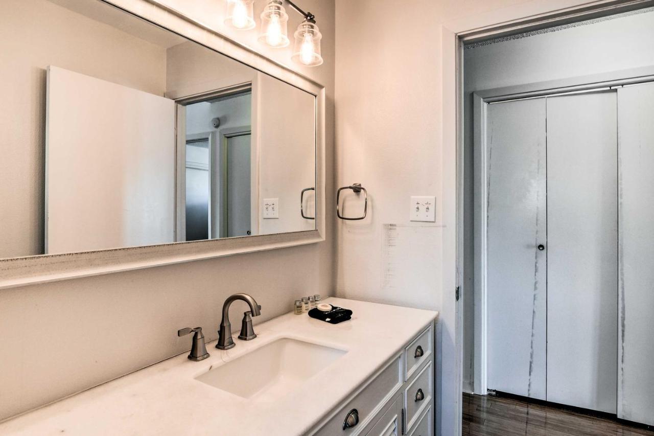 Holiday home Sea Isle Getaway Less Than 1 Mile To Beach! *