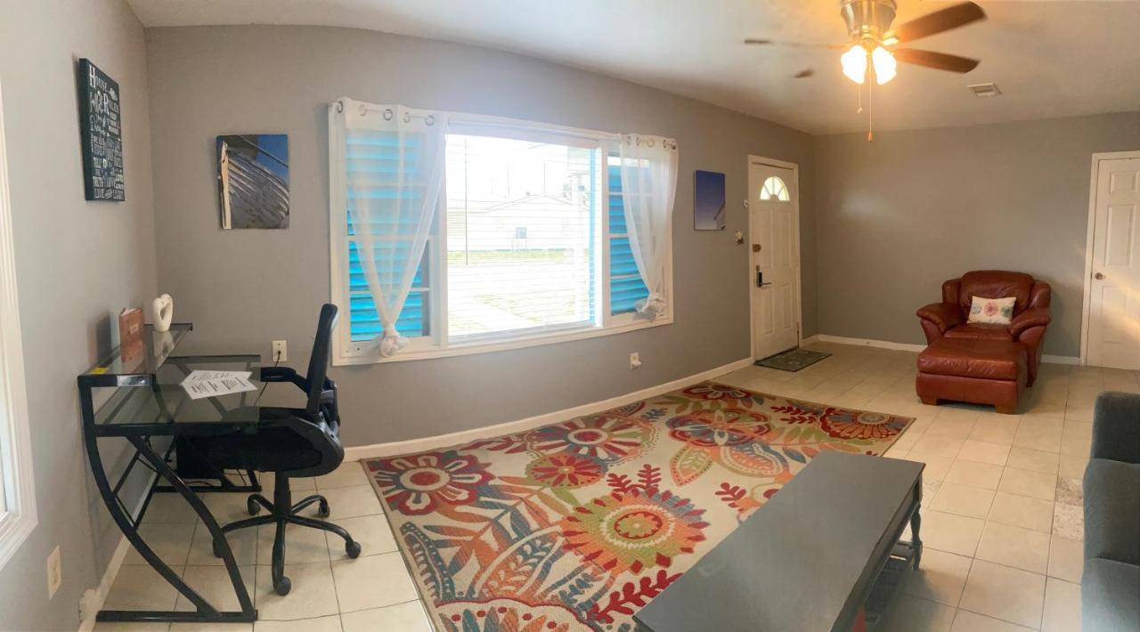 Holiday home Coastal Breeze Unplugged *