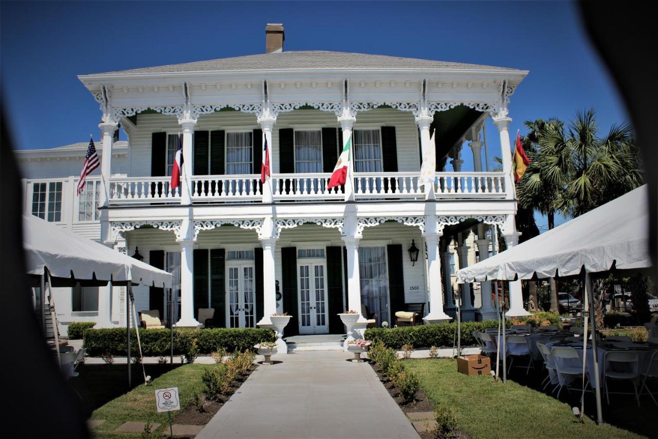 The George Manor Galveston