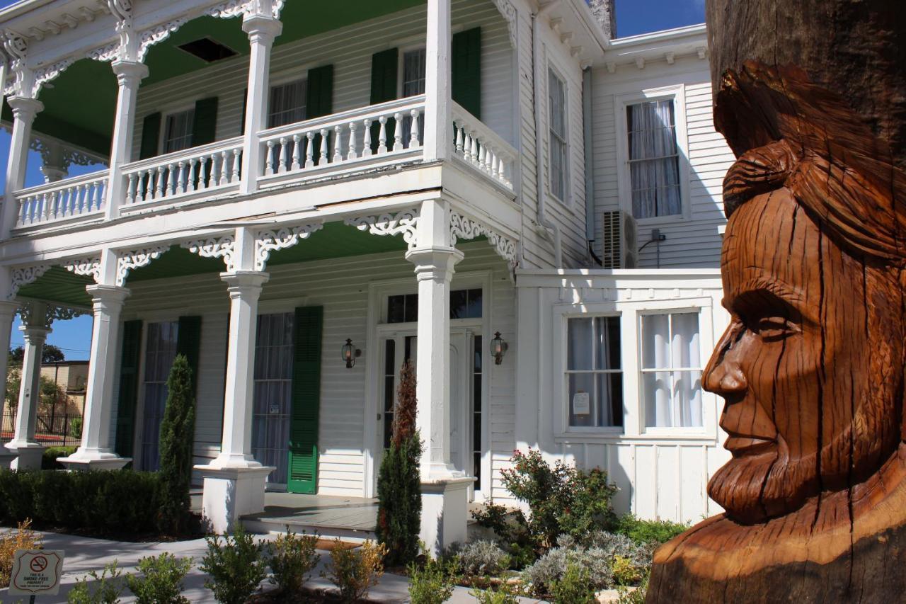 The George Manor Bed & Breakfast