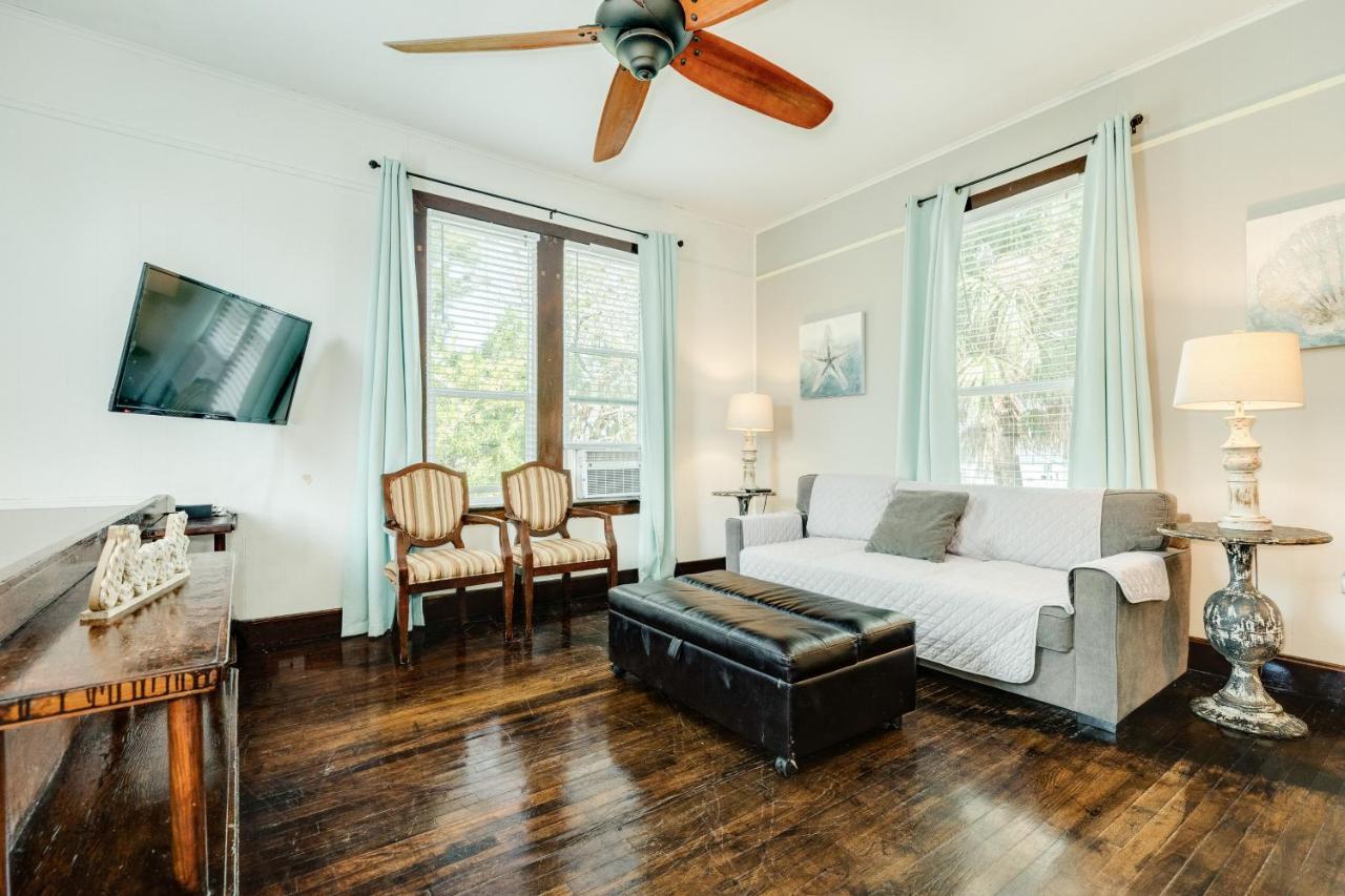 Beach Getaway #2 Holiday home Galveston