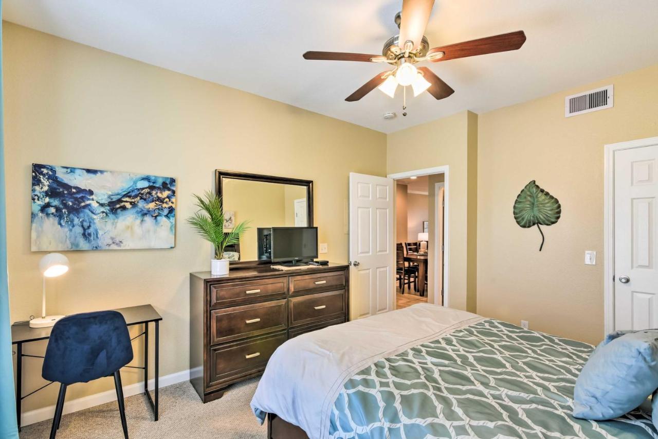 Retreat With Balcony And Ocean Views! Apartment Galveston