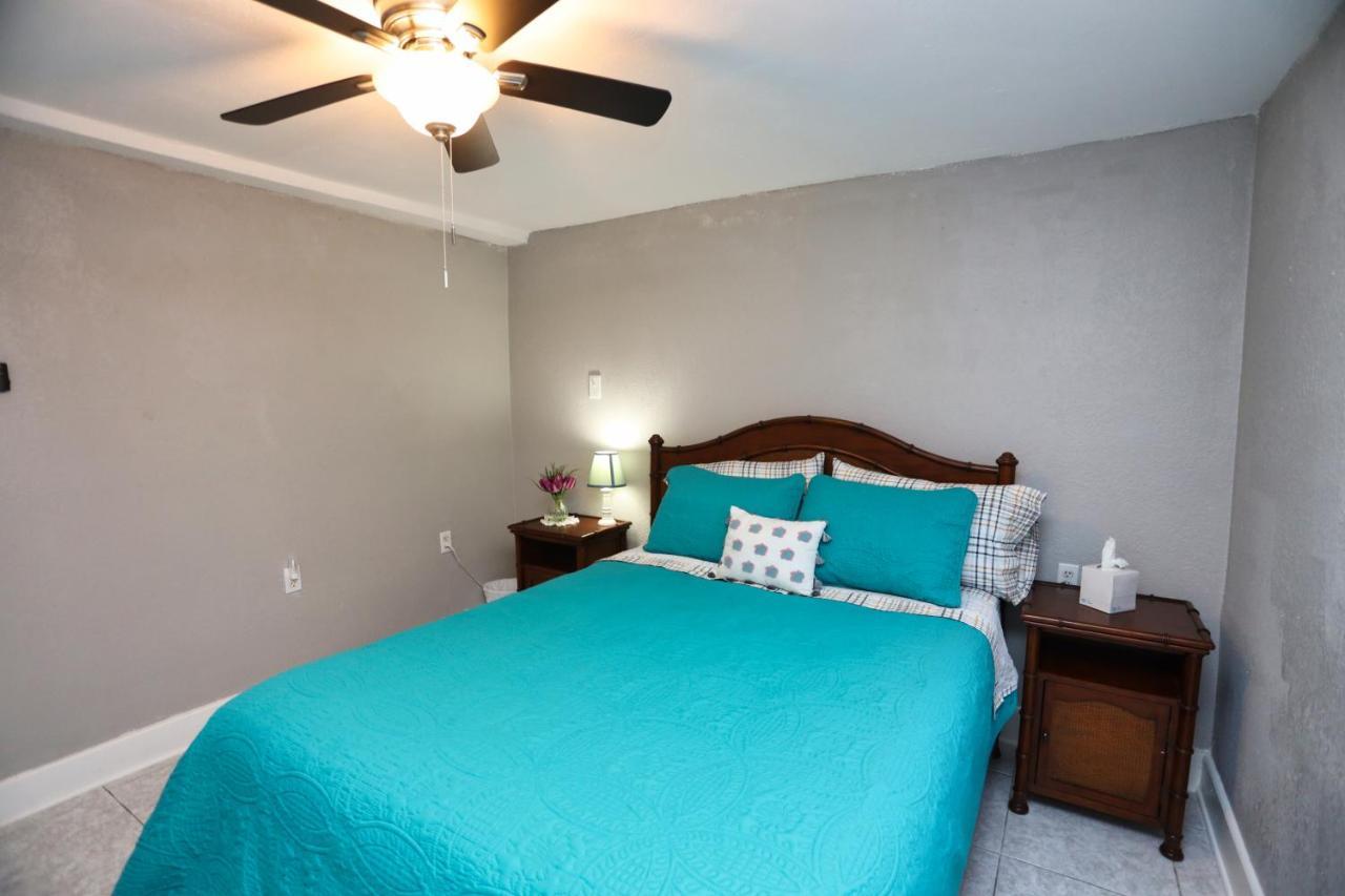 Getaway - Close To Everything * Galveston