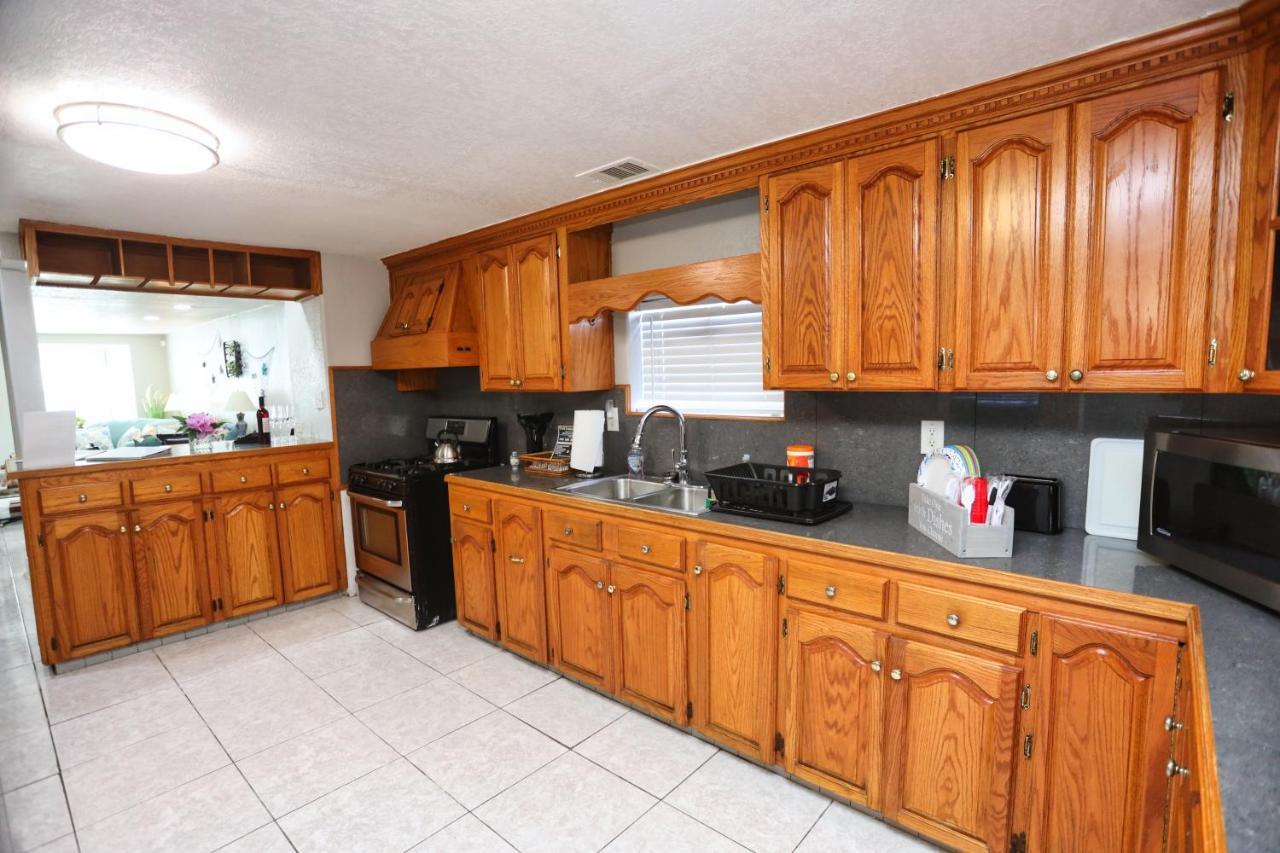 Apartment Getaway - Close To Everything