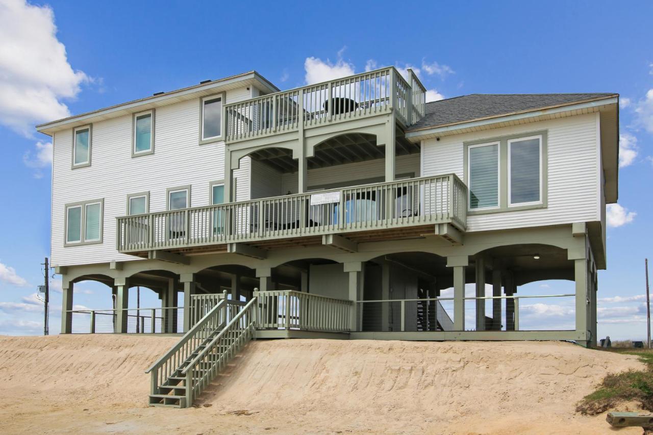 Kahala Beachfront Holiday home