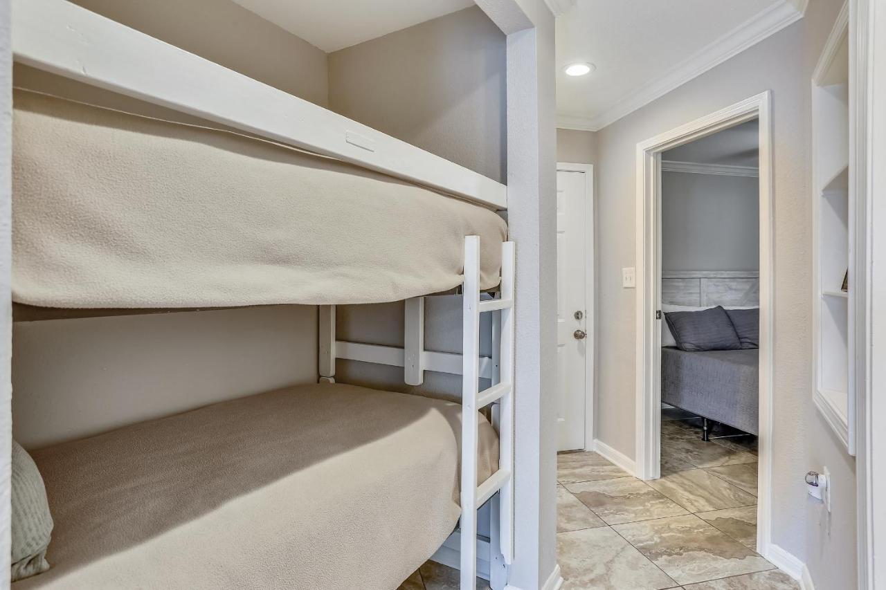 Victorian 3322-coastal Vibe Apartment