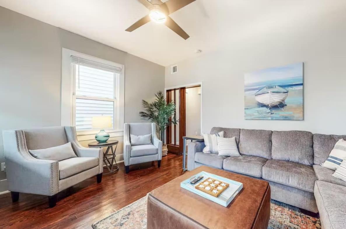 Seahorse Cove - Close To The W Hot Tub Holiday home *