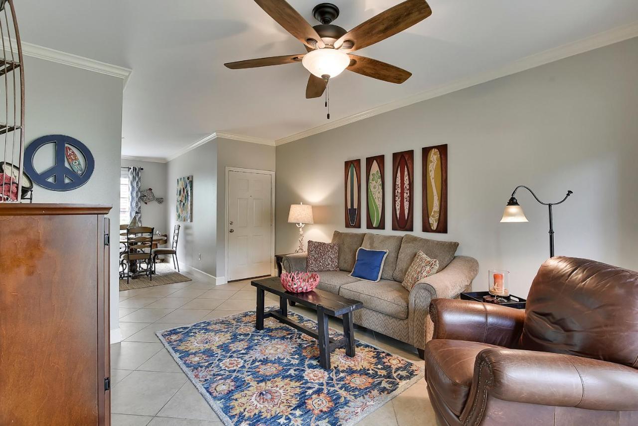 Dawn 512-tropical Lagoon Apartment *