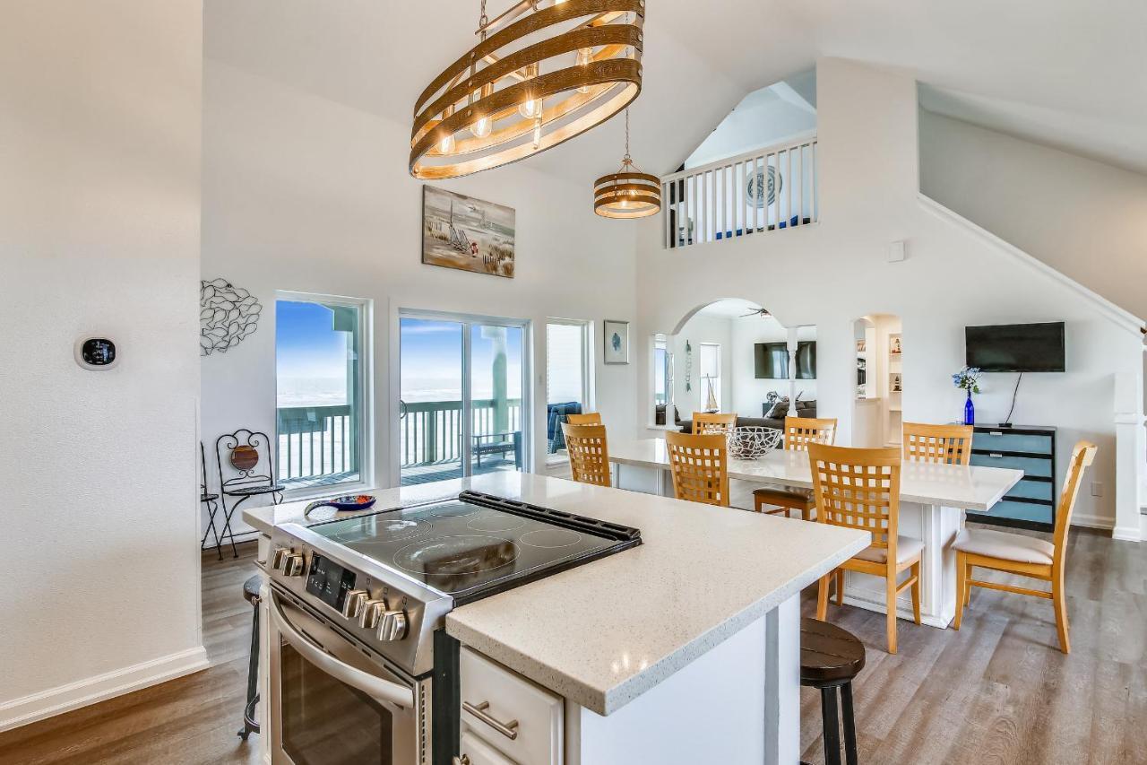 Kahala Beachfront Holiday home Galveston
