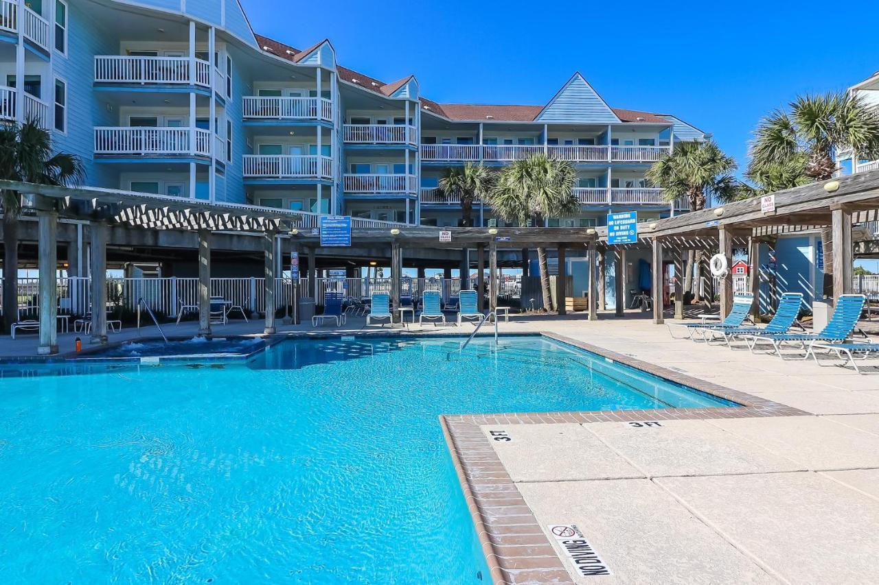 Holiday home Charming Beachside Lovely Pool Hot Tubs And Boardwalk *