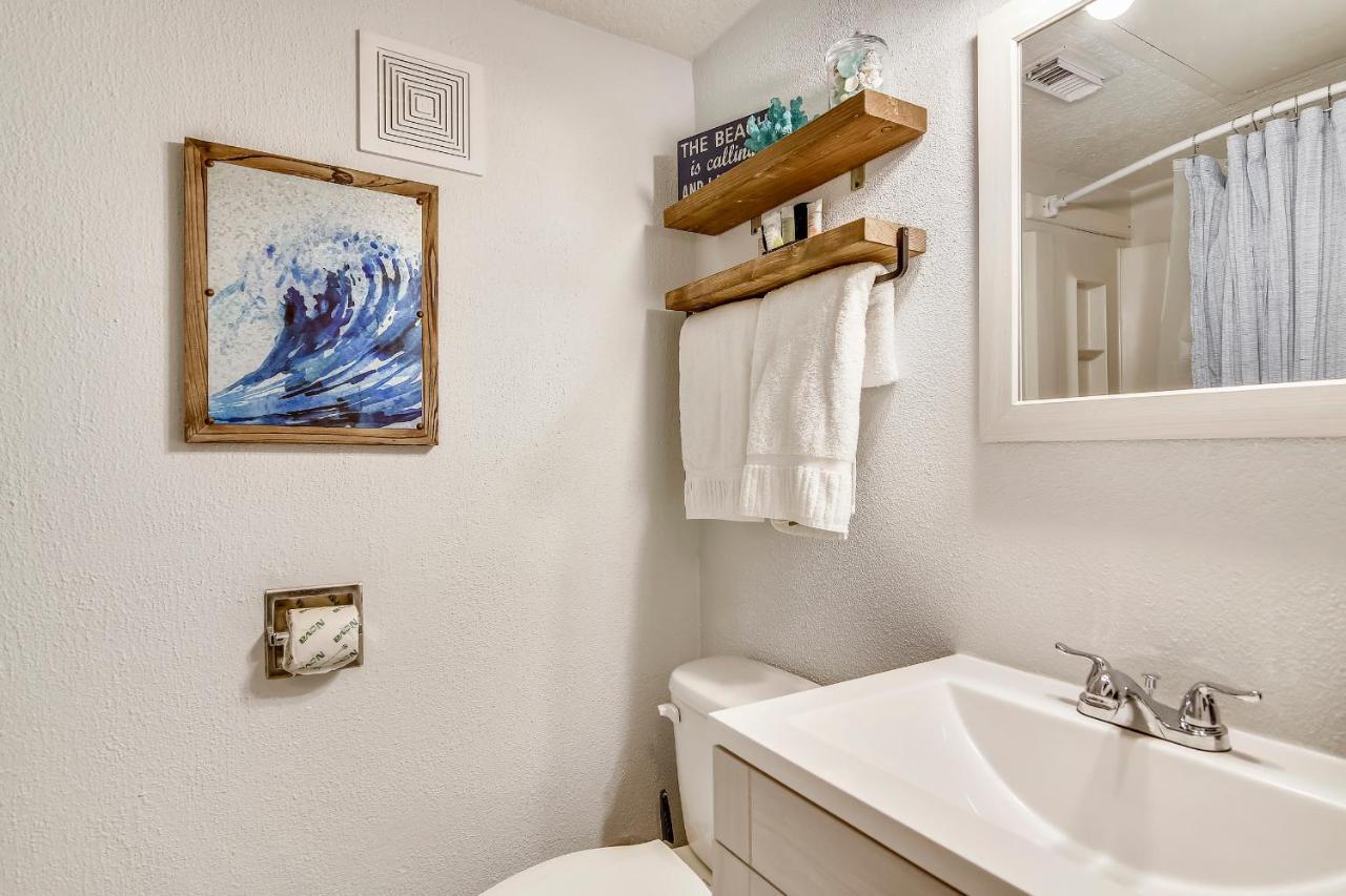 Apartment Victorian 7105-sand Dollar