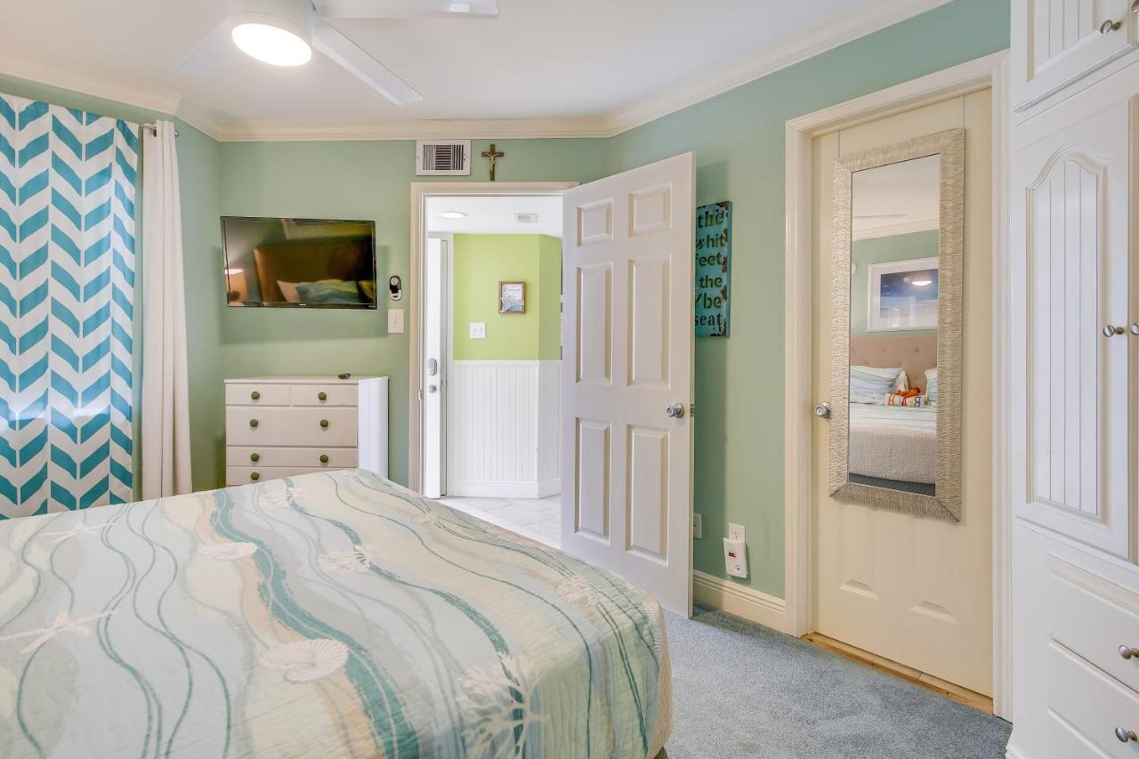 Apartment Seascape 1206 - Pineapple Paradise