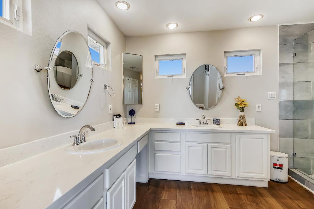 Pool Days And Dock Nights Holiday home Galveston