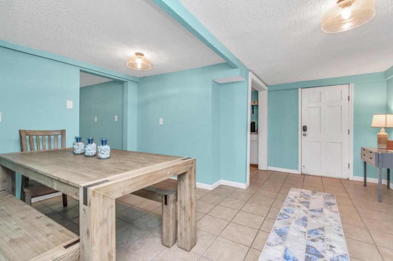 - Sleeps 7 - Minutes To !! * Galveston