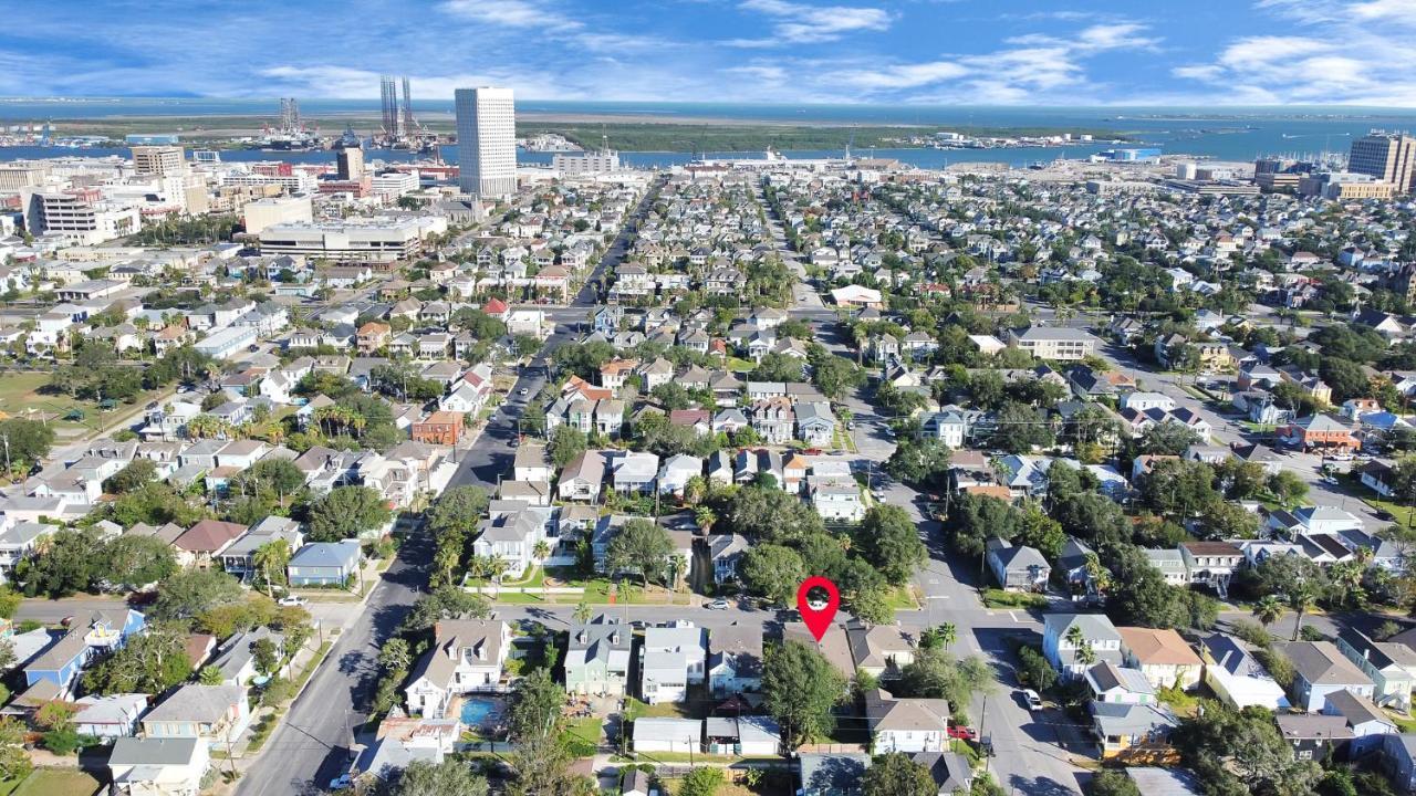 Holiday home - Sleeps 7 - Minutes To !! Galveston