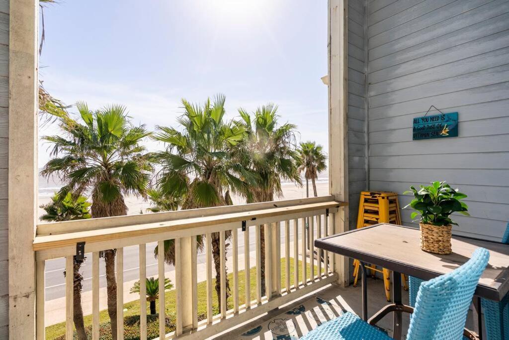 Apartment Oceanfront At The Dawns *