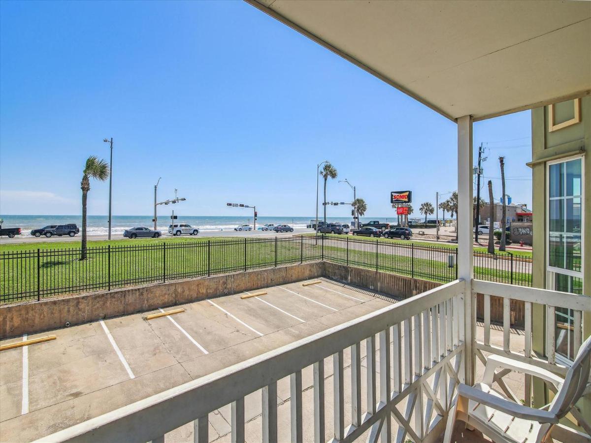 Apartment Victorian 8104-gulf Dreams Galveston