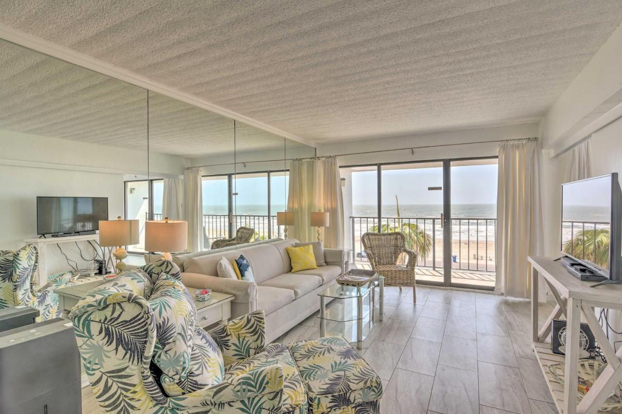 Oceanfront With Balcony And View! * Galveston