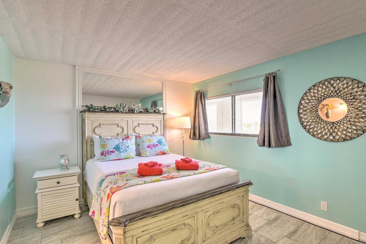 Oceanfront With Balcony And View! * Galveston