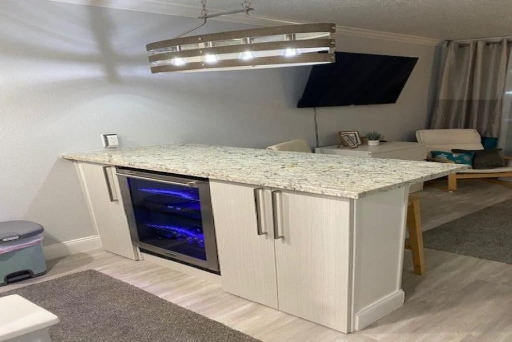 A New Way To Sea Apartment Galveston