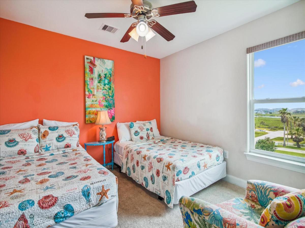 Sunny Sandcastle Holiday home Galveston