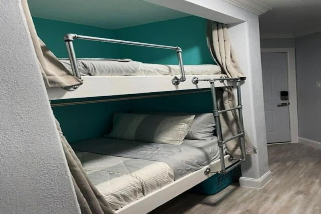 A New Way To Sea Apartment Galveston