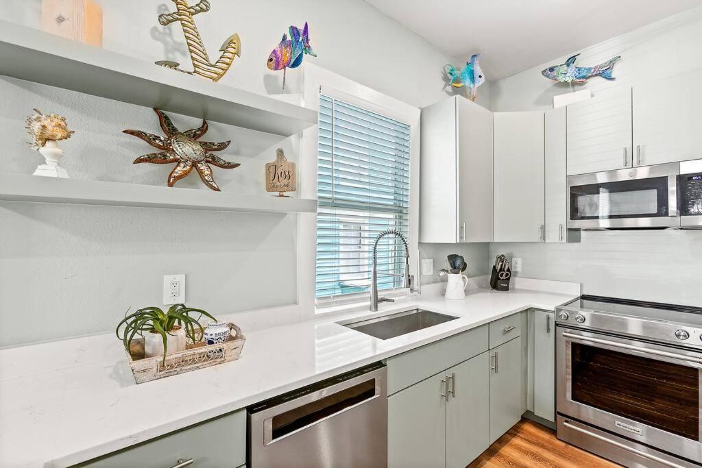 The Anchor Beach House *