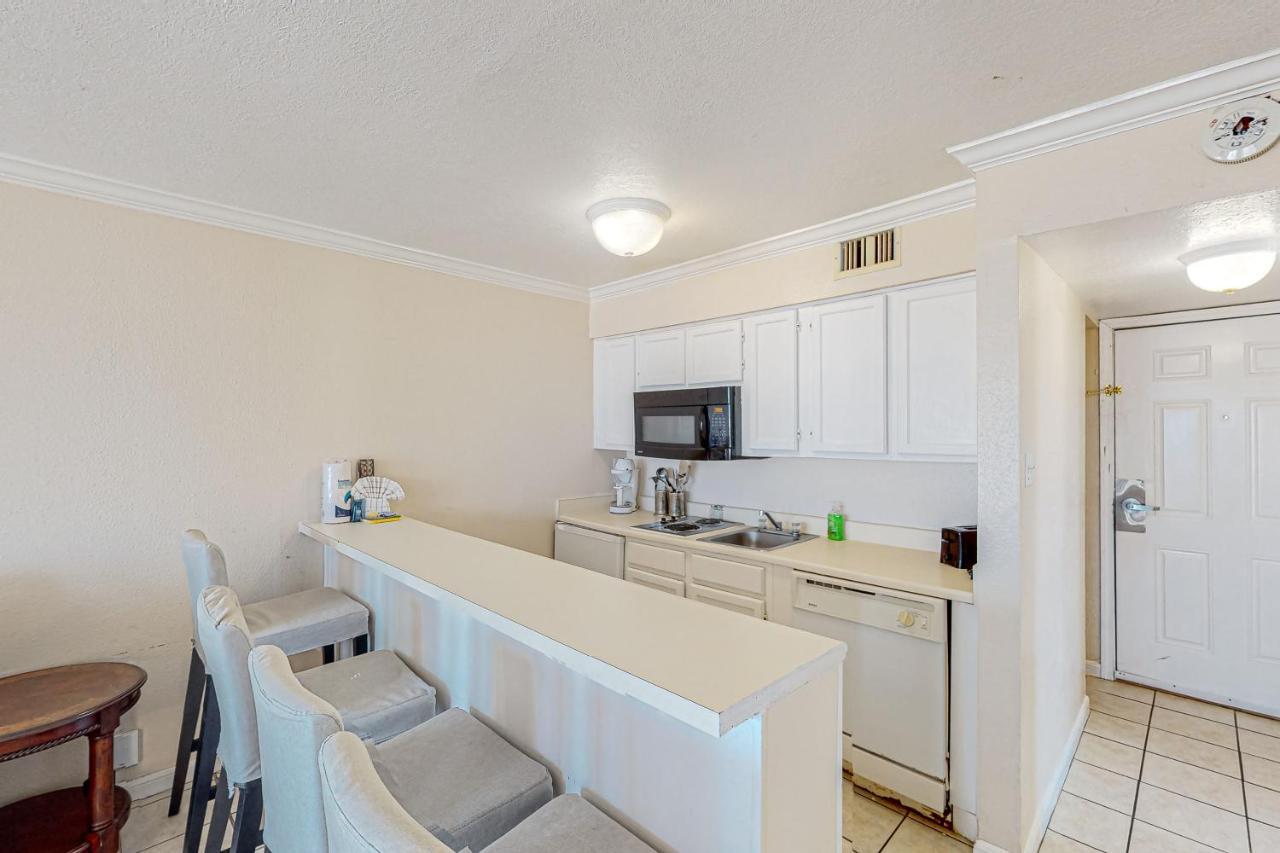 Apartment Beachfront Haven Galveston