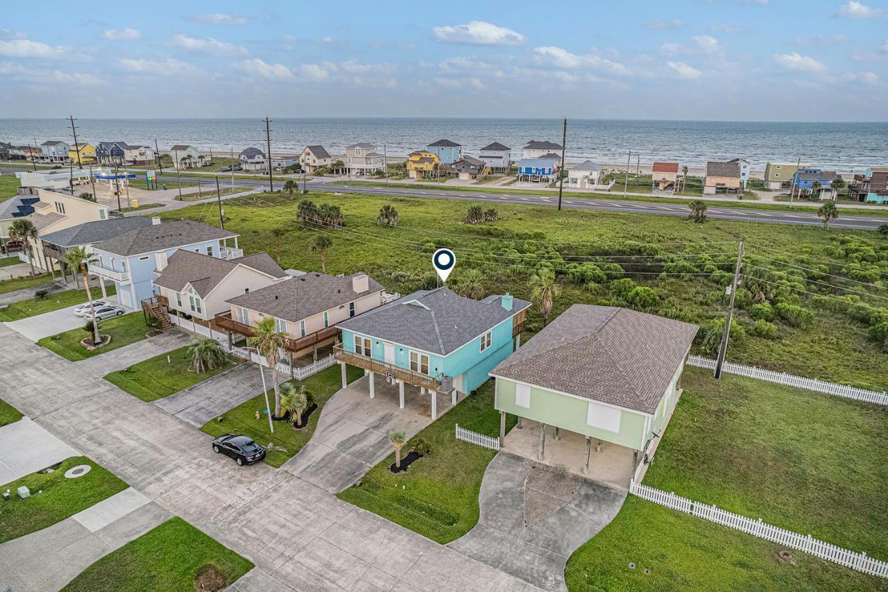 Smiles In Isla Del Sol * Galveston