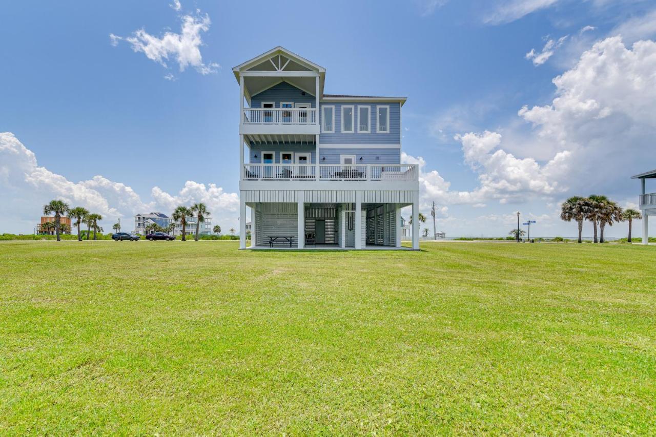 Retreat With Community Pools And Hot Tub Holiday home *