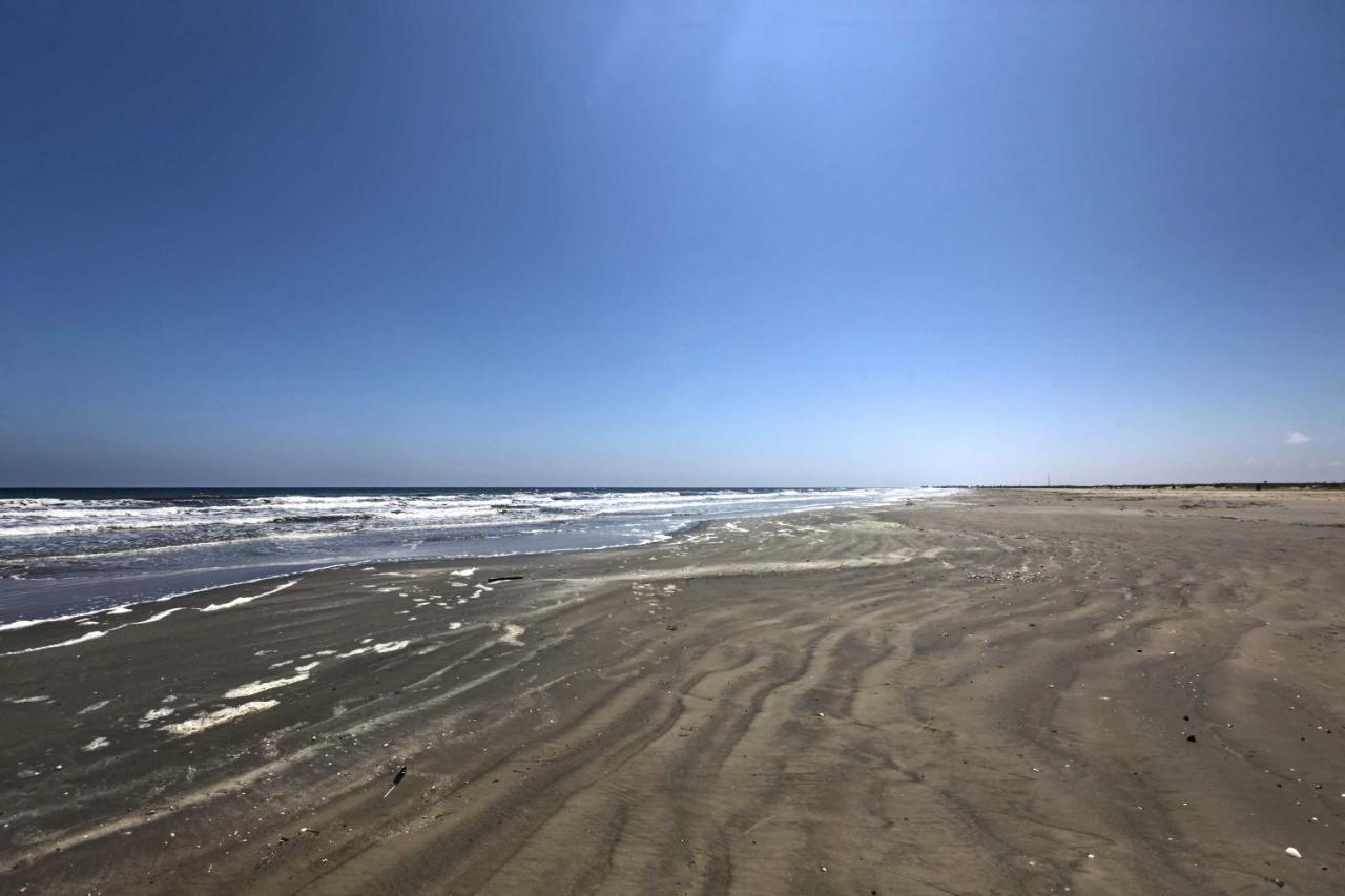 Holiday home Retreat With Community Pools And Hot Tub Galveston