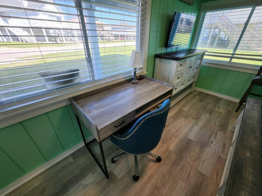 Beachview Beauty Steps To The In West G Town Holiday home *