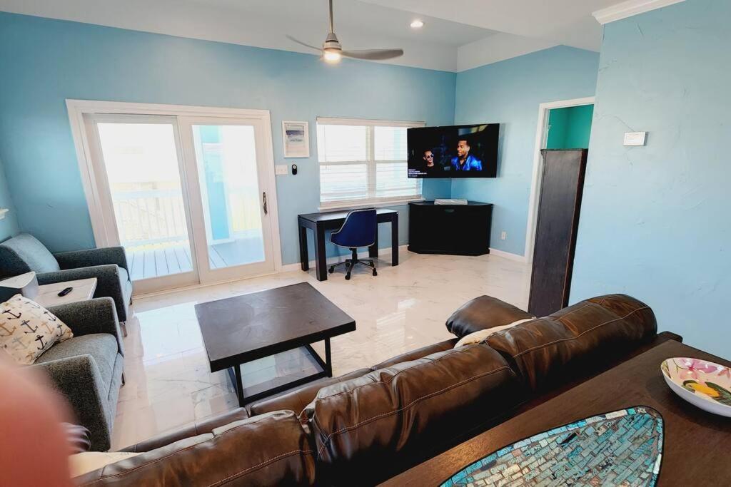 Acapulco - Upstairs Beachview Beauty 50 Steps To A Private Beach! Byot Holiday home *