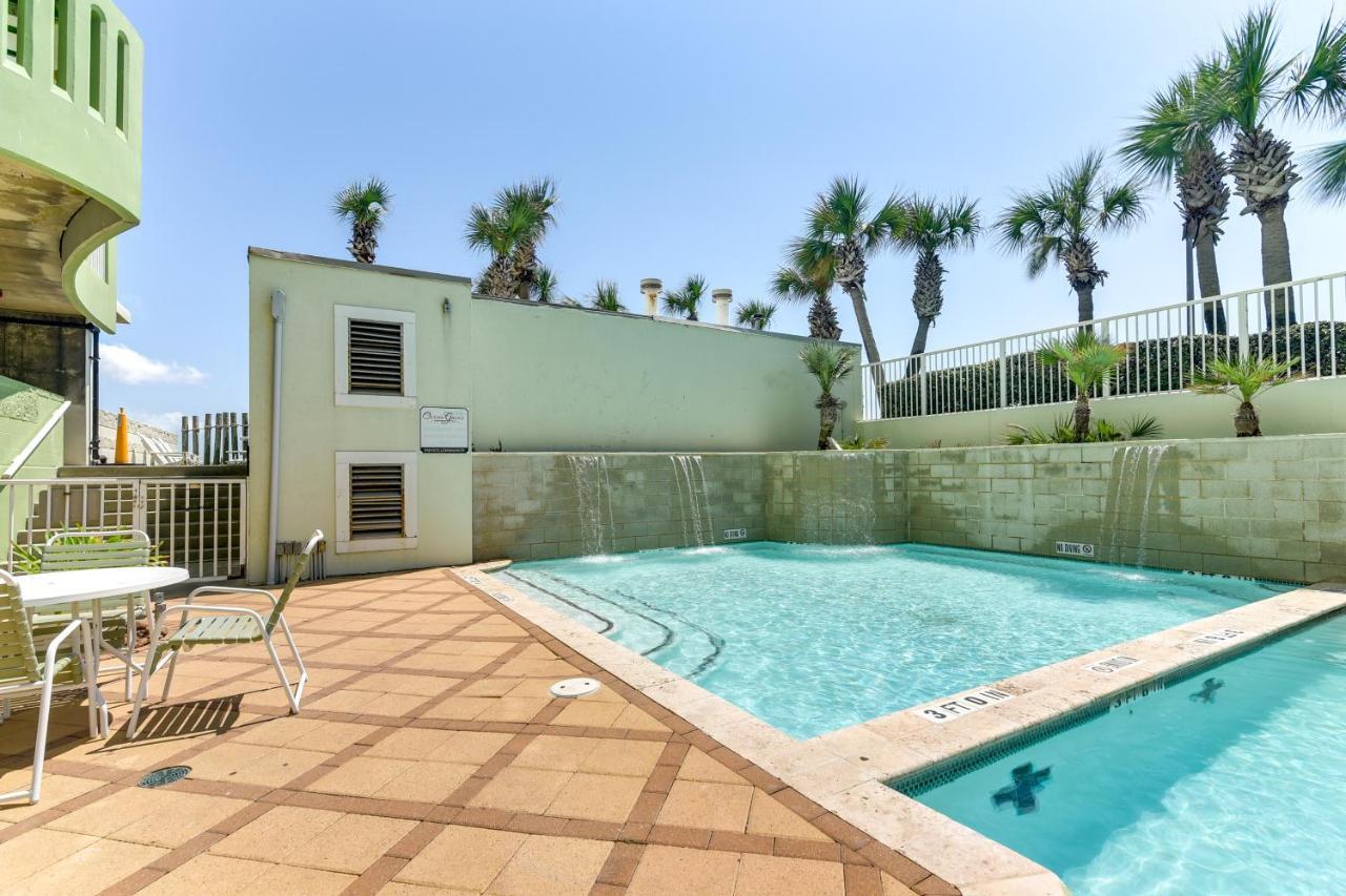 Oceanfront In Amazing Location! Apartment