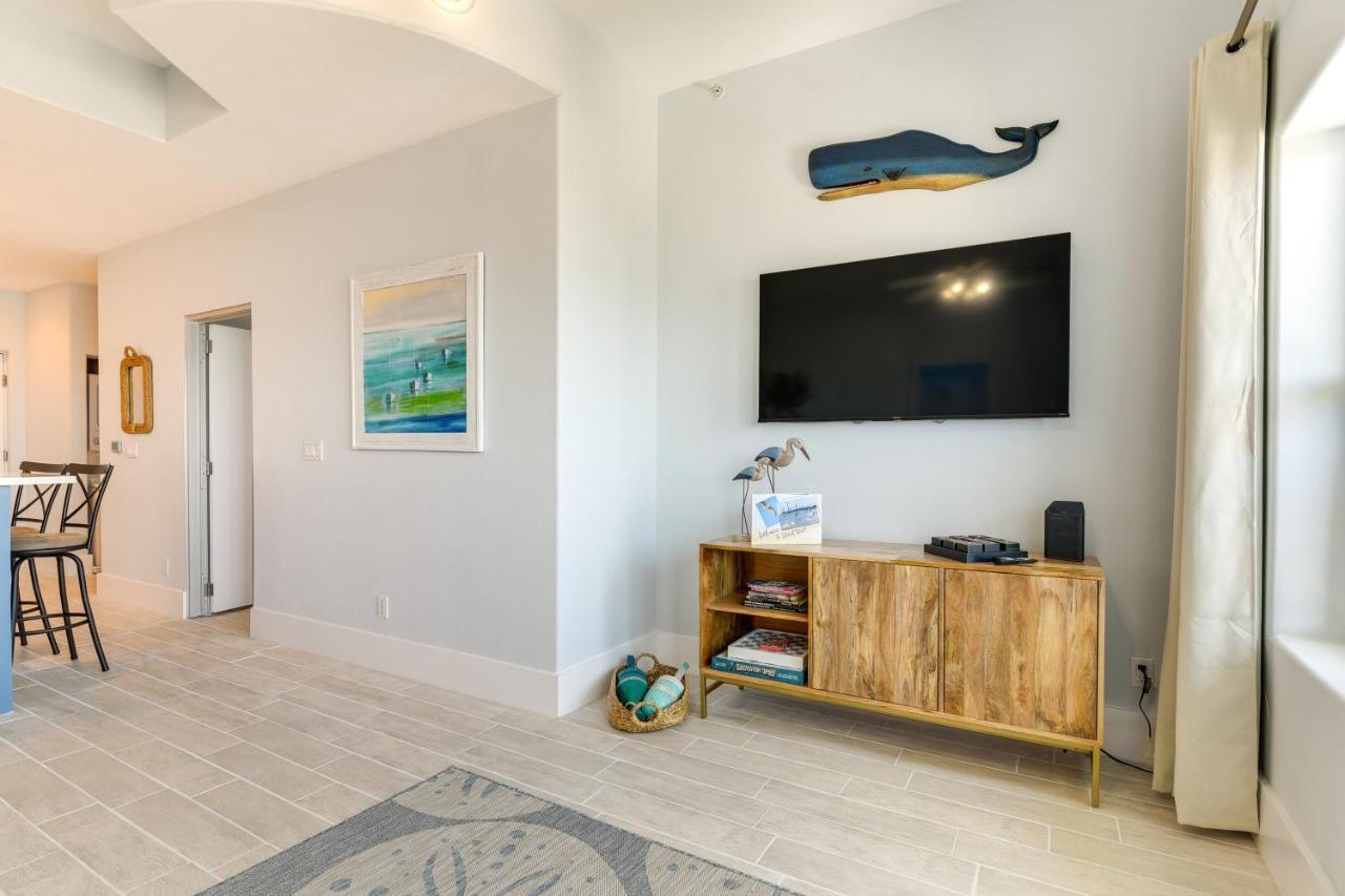 Oceanfront In Amazing Location! Galveston