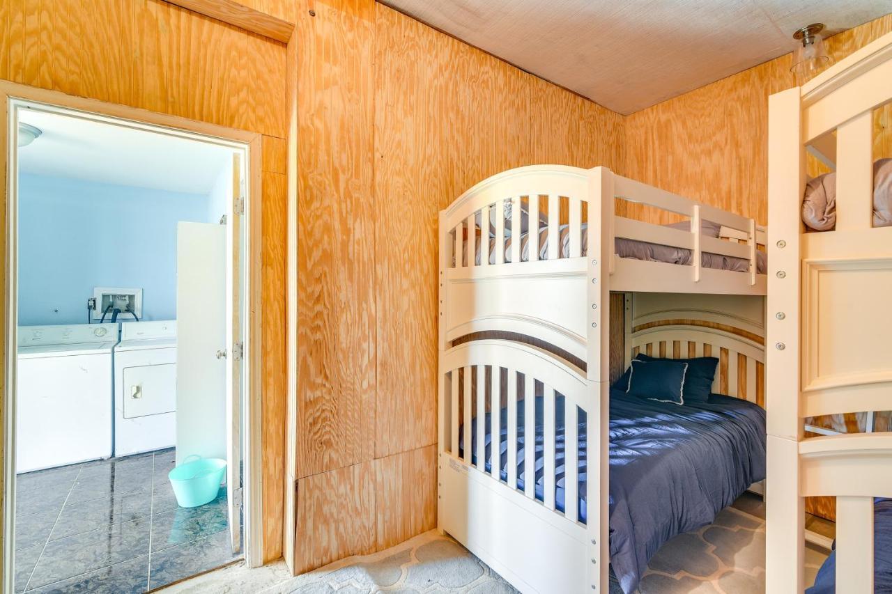 Holiday home Family-friendly Walk To Beach! Galveston