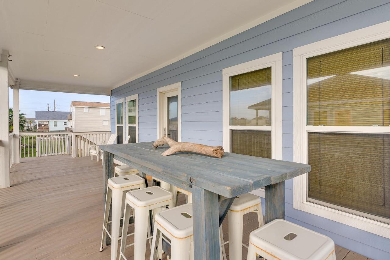 With Pool Access, Walk To Beaches!