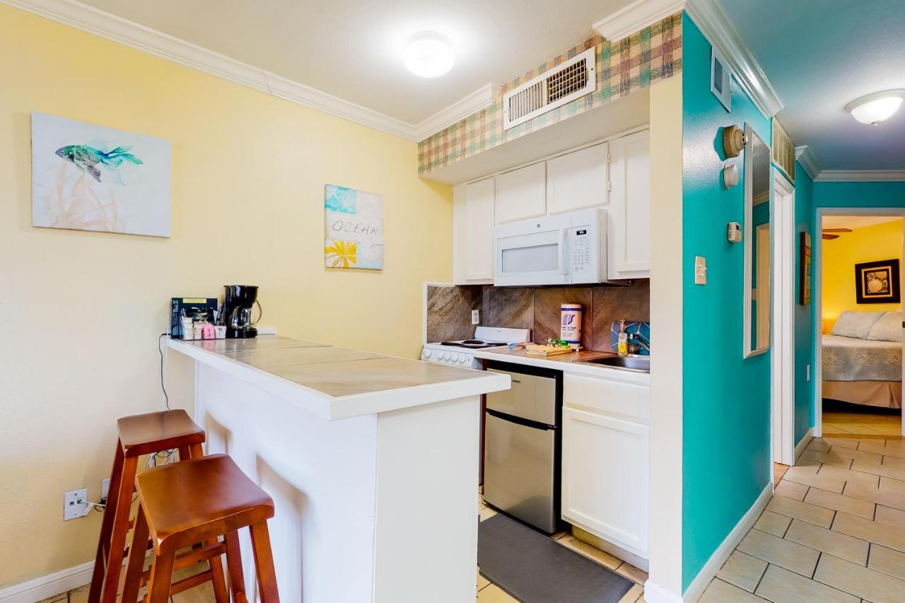Victorian Barefoot Haven Apartment