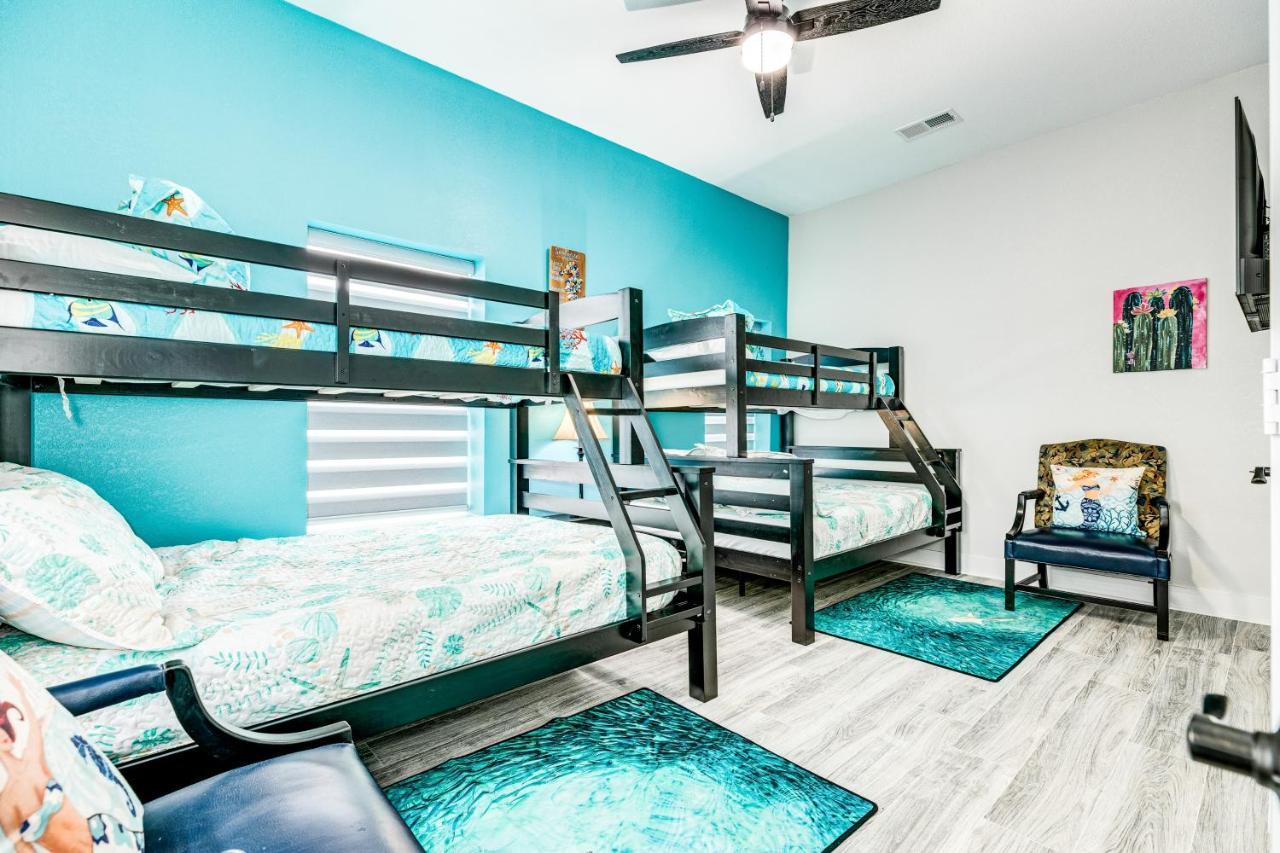Sea Cove Apartment *