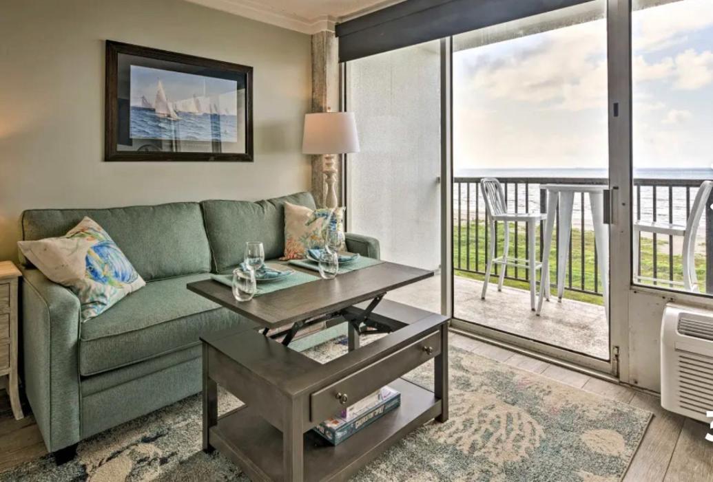 Stunning 8th Floor View Of The - Islander East Galveston