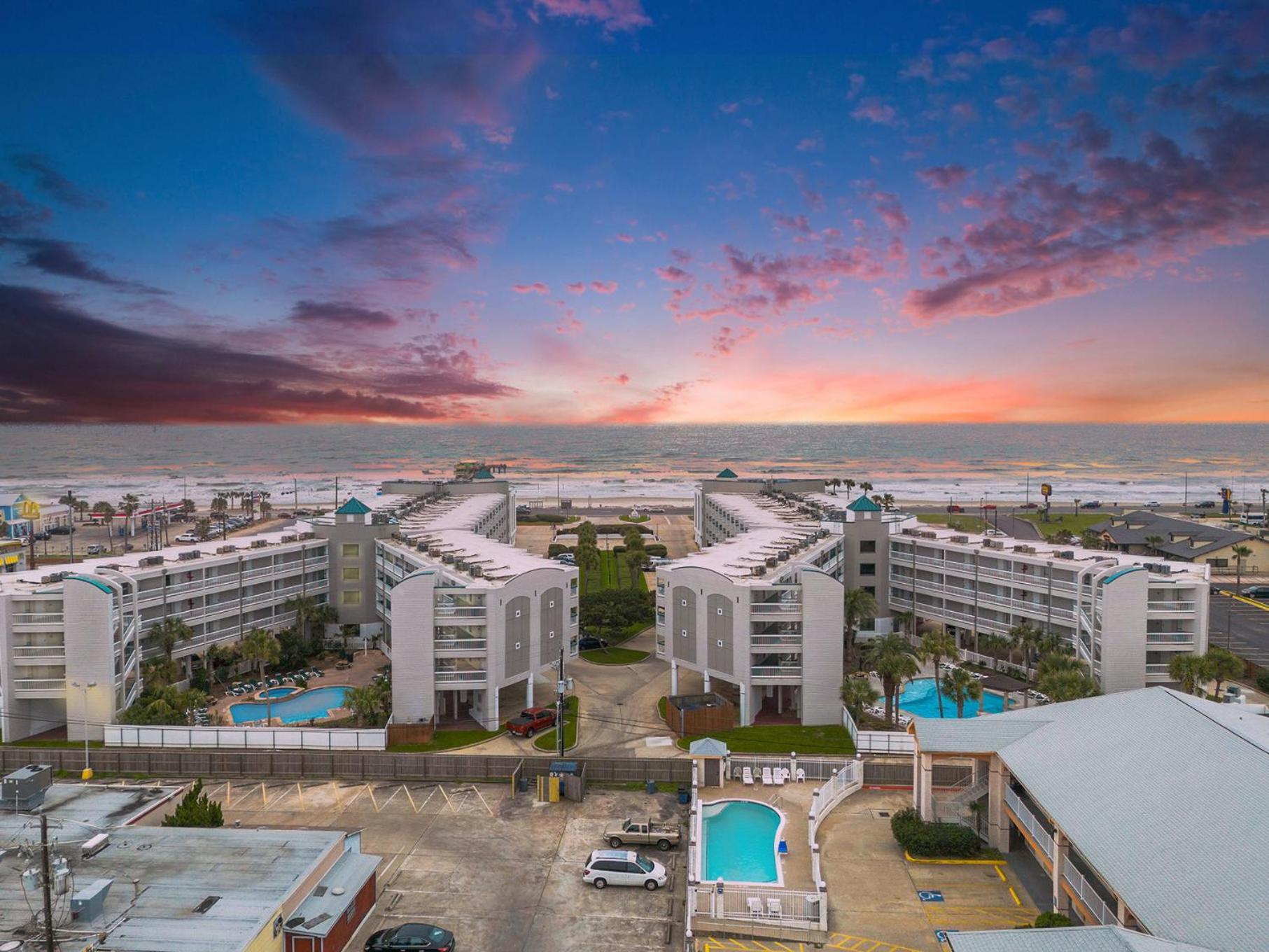Casa Del Marlin - Your Retreat On Island, Tx Apartment *
