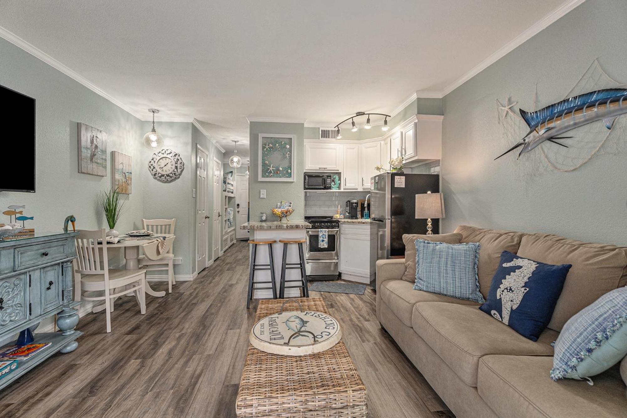 Casa Del Marlin - Your Retreat On Island, Tx Apartment *