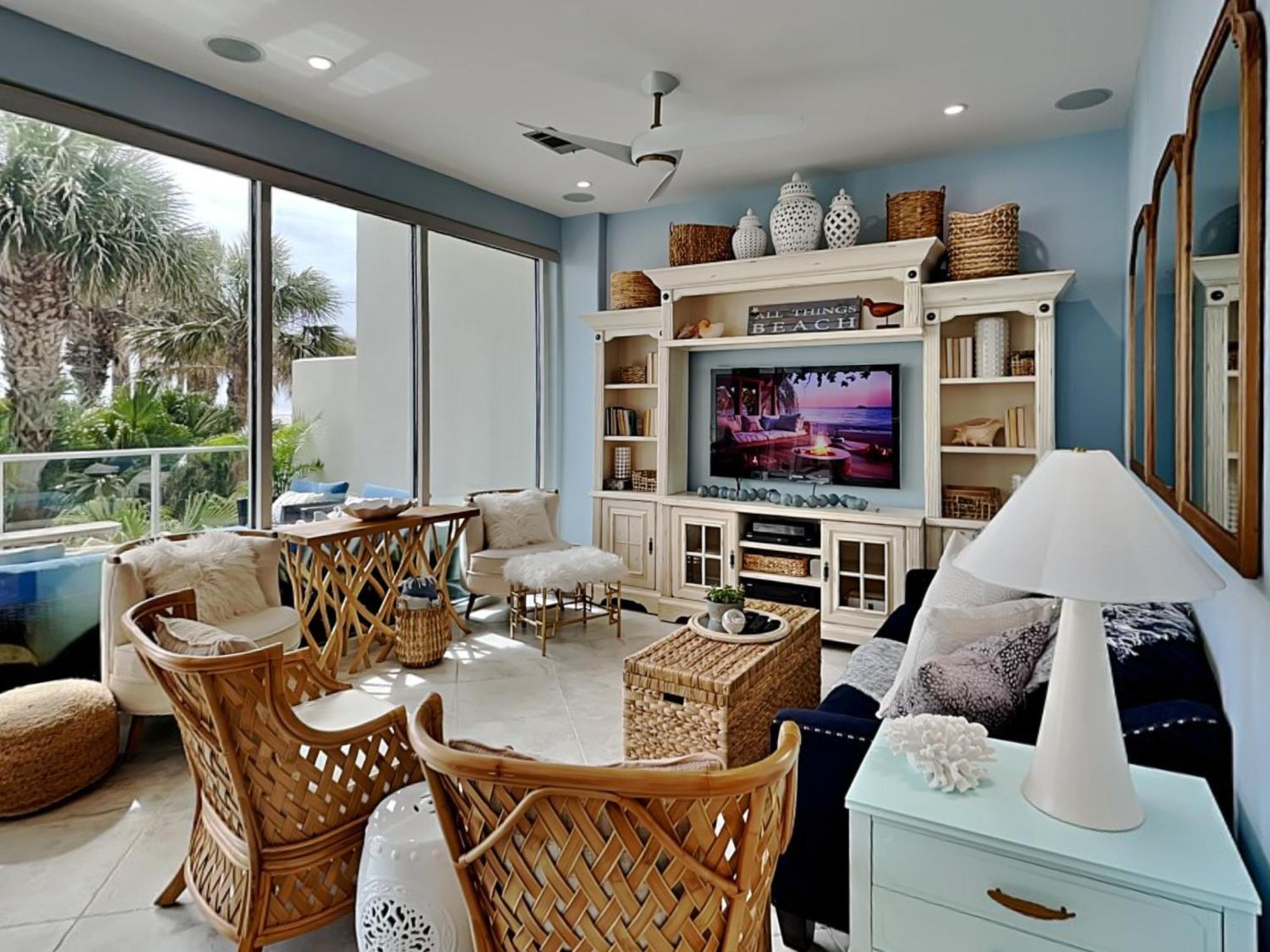 Diamond 203 - Coastal Chic Apartment *