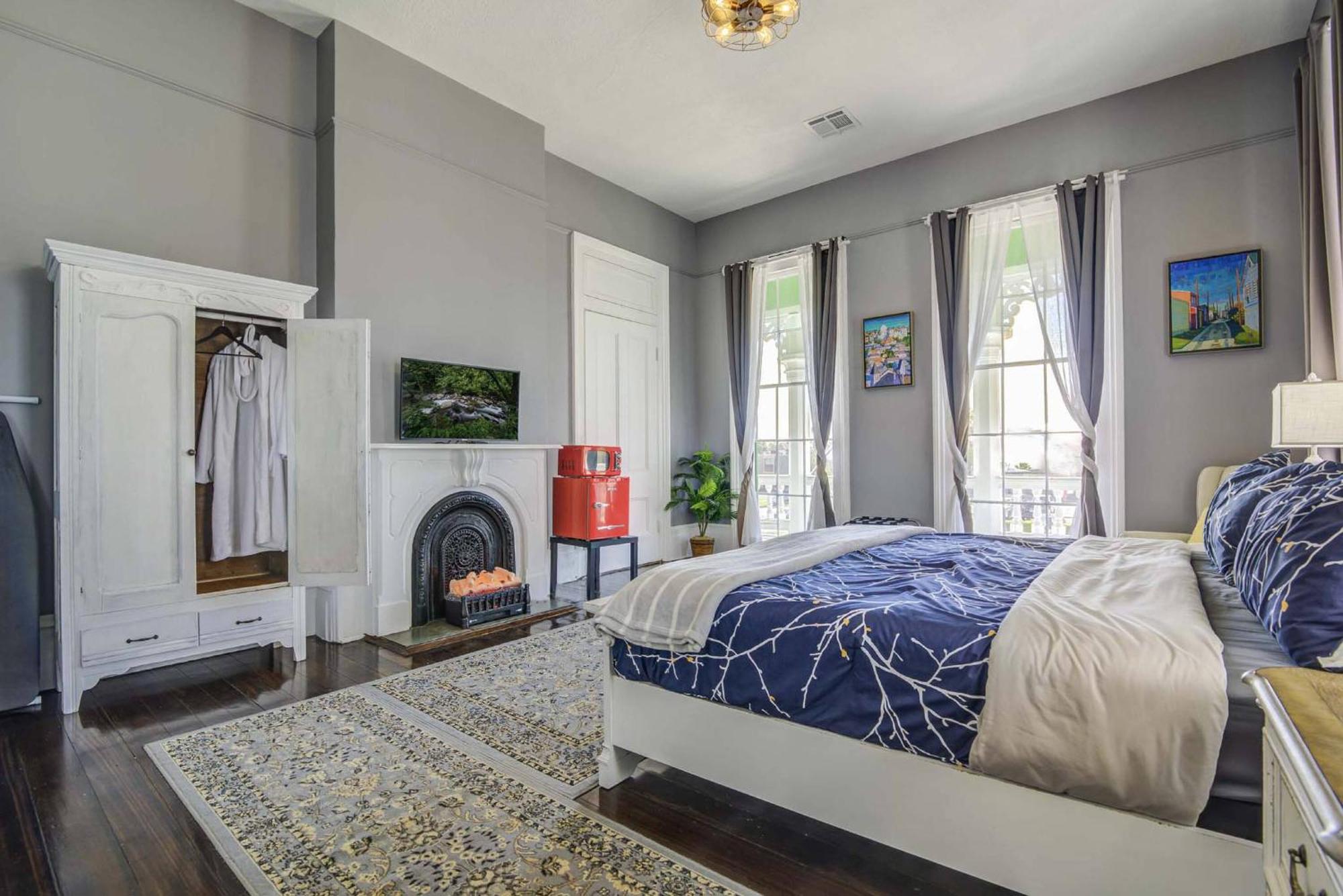 The George Manor Bed & Breakfast *